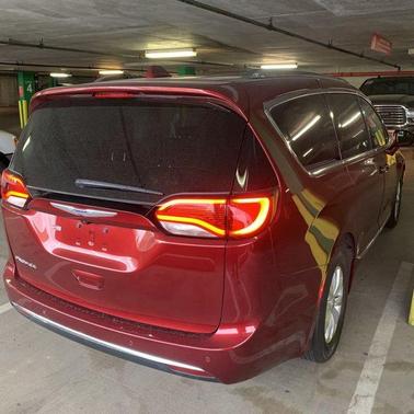 Photo 2 of 2 of 2019 Chrysler Pacifica Touring-L