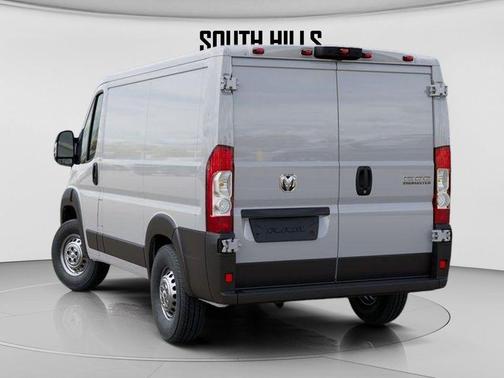 Bright White Clearcoat 2026 RAM ProMaster 1500 Low Roof