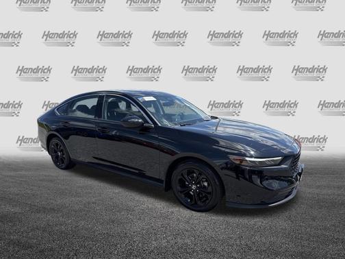 Crystal Black Pearl 2024 Honda Accord