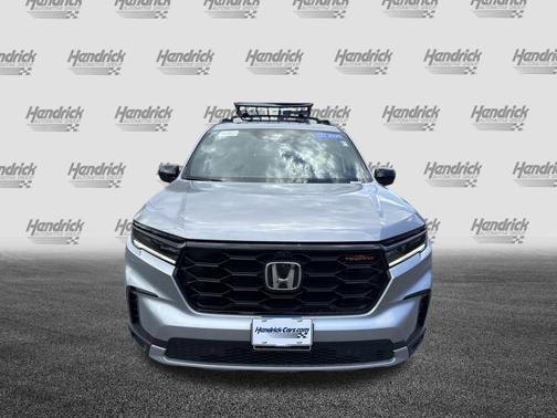 Lunar Silver Metallic 2025 Honda Pilot