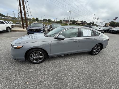 2025 Honda Accord Hybrid 