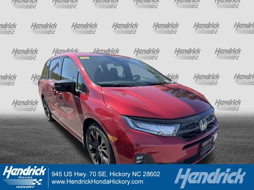 Radiant Red Metallic Ii 2025 Honda Odyssey