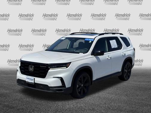 Platinum White Pearl 2025 Honda Pilot