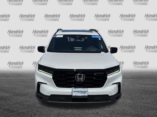 Platinum White Pearl 2025 Honda Pilot