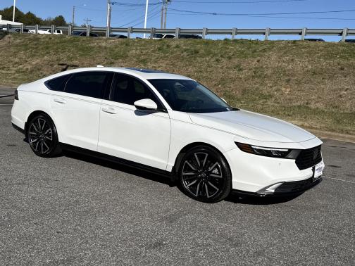 2024 Honda Accord Hybrid 