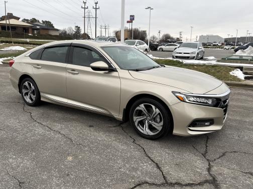 2020 Honda Accord 