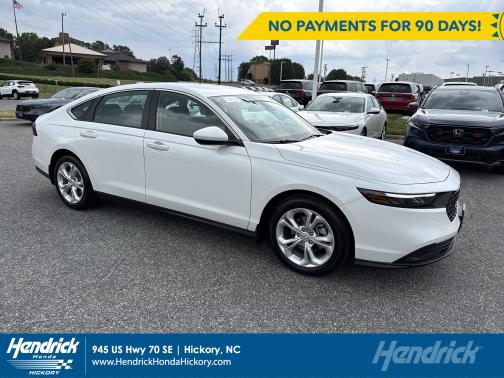 Platinum White Pearl 2025 Honda Accord