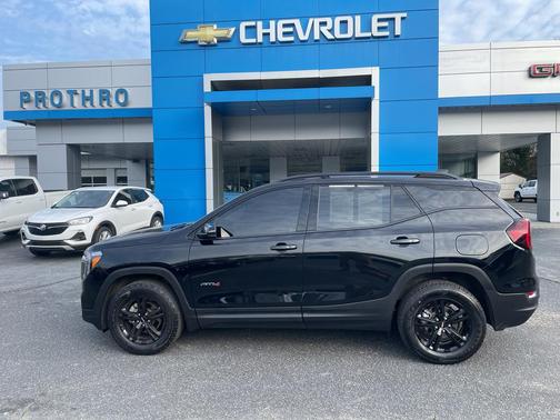2023 GMC Terrain AWD AT4