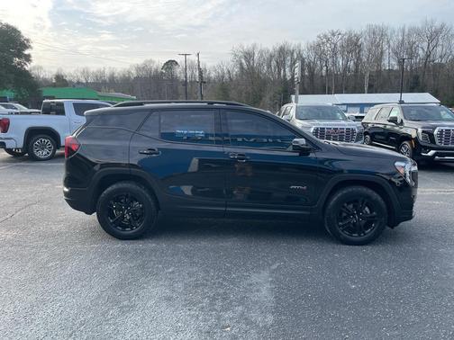 2023 GMC Terrain AWD AT4