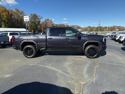 2026 GMC Sierra 2500 AT4