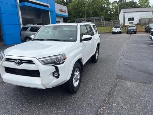 2024 Toyota 4Runner SR5
