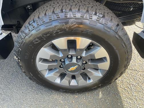 2026 Chevrolet Silverado 2500 Custom