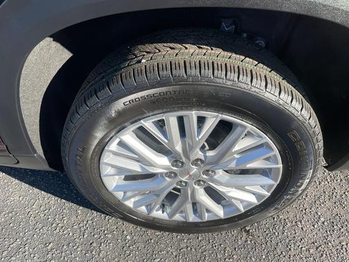 2026 GMC Acadia FWD Elevation