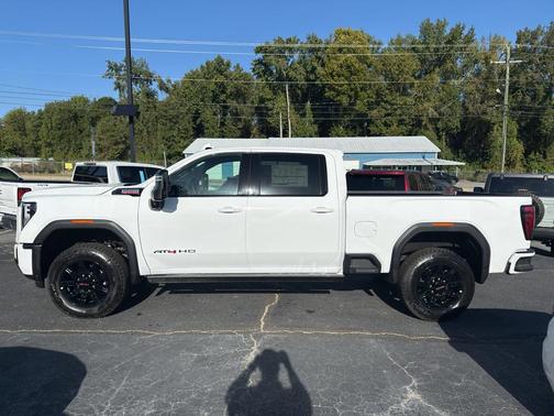 2026 GMC Sierra 2500 AT4