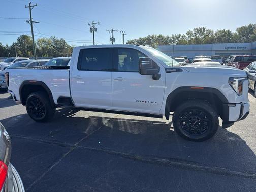 2026 GMC Sierra 2500 AT4