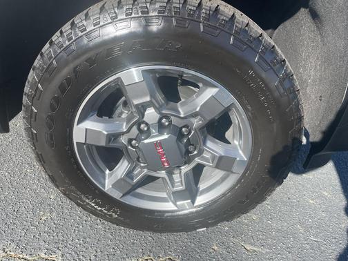 2026 GMC Sierra 2500 SLT