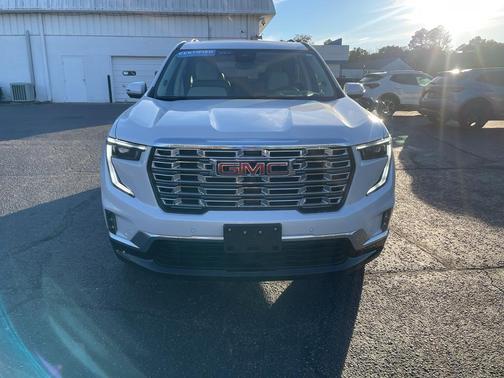 2024 GMC Acadia Denali