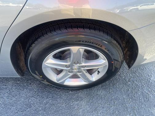 2024 Chevrolet Malibu FWD 1LT