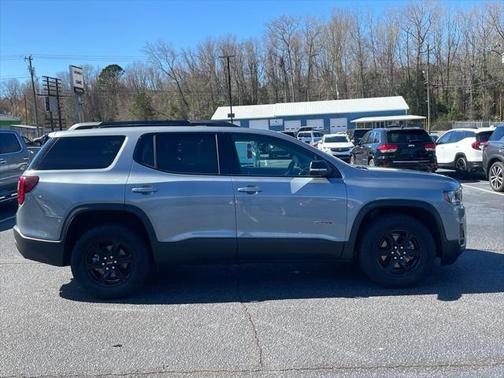 2023 GMC Acadia AWD AT4