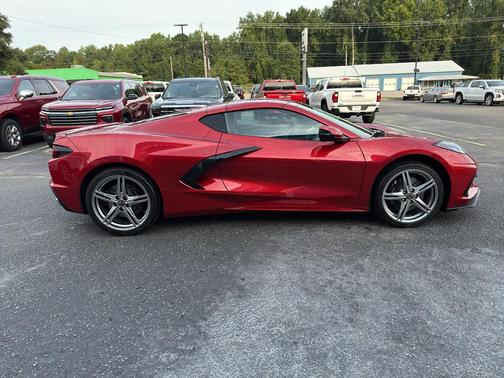 2026 Chevrolet Corvette Stingray w/2LT