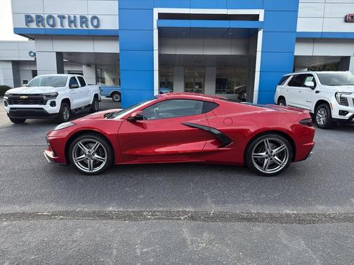 2026 Chevrolet Corvette Stingray w/2LT