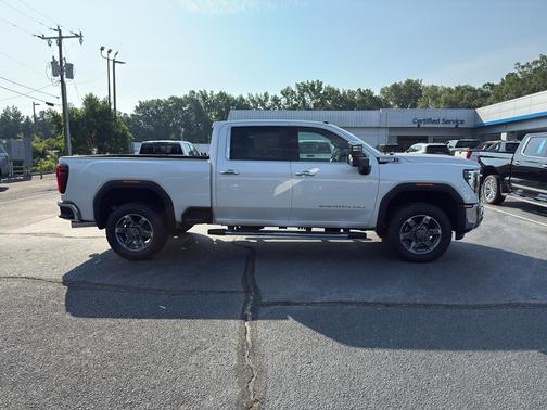 2025 GMC Sierra 2500 SLT