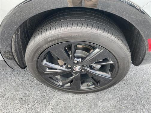 2023 Buick Envision Essence FWD