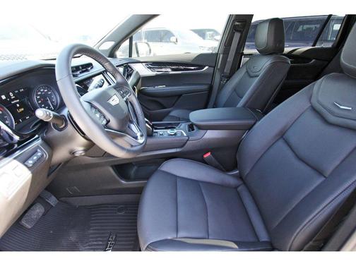 2025 Cadillac XT6 Premium Luxury FWD