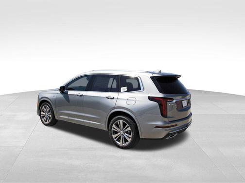 2025 Cadillac XT6 Premium Luxury FWD