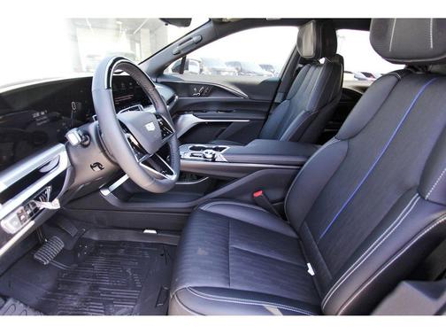2026 Cadillac LYRIQ Signature Sport