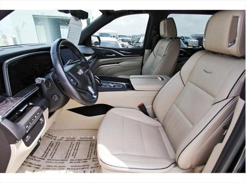 2023 Cadillac Escalade ESV Premium Luxury