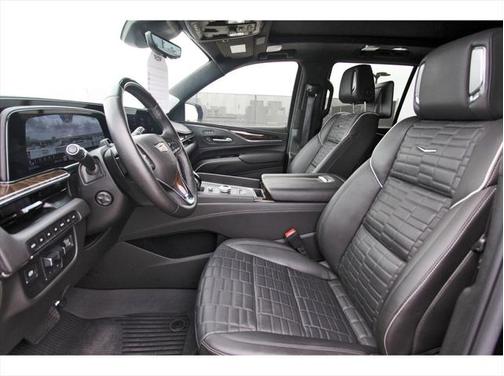 2024 Cadillac Escalade Sport Platinum