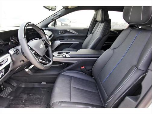2025 Cadillac LYRIQ Sport w/1SJ
