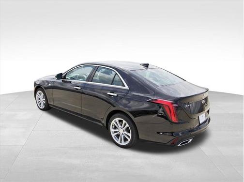 2025 Cadillac CT4 Luxury RWD