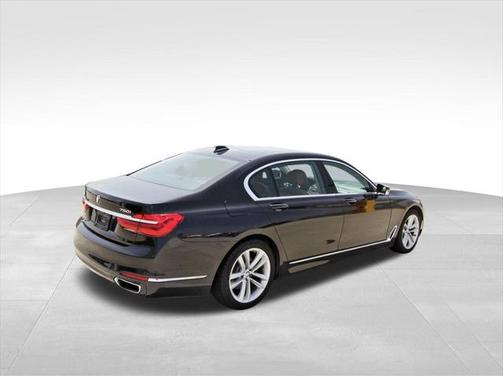 2019 BMW 750 i xDrive