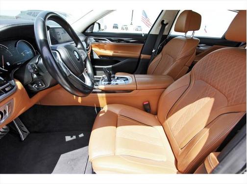 2019 BMW 750 i xDrive