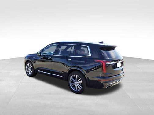 2023 Cadillac XT6 Premium Luxury FWD