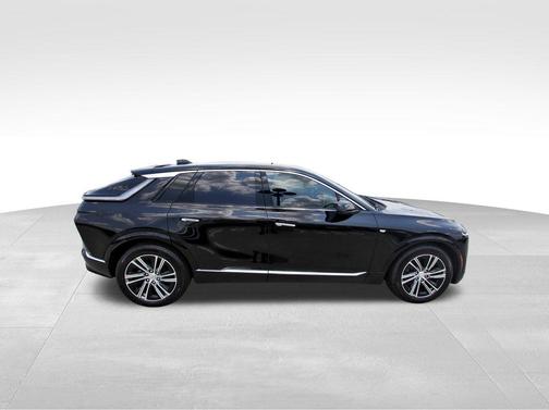 2025 Cadillac LYRIQ Luxury