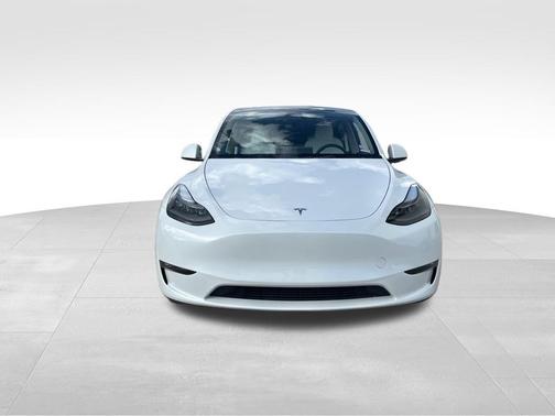 2023 Tesla Model Y RWD