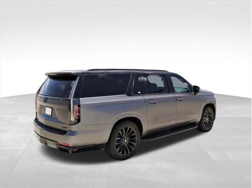 2023 Cadillac Escalade ESV Luxury