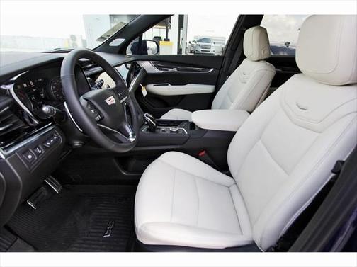 2025 Cadillac XT6 Sport AWD