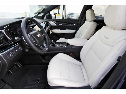 2025 Cadillac XT6 Sport AWD