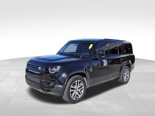 2023 Land Rover Defender 130 SE