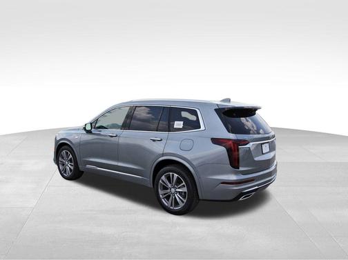 2025 Cadillac XT6 Premium Luxury FWD