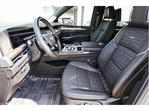 2025 Cadillac Escalade ESV Sport Platinum