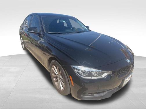 Jet Black 2017 BMW 320 i