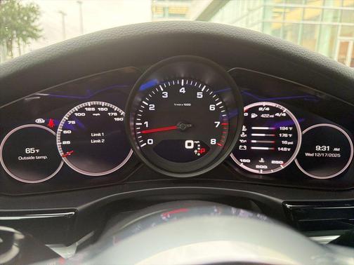 2019 Porsche Panamera 4