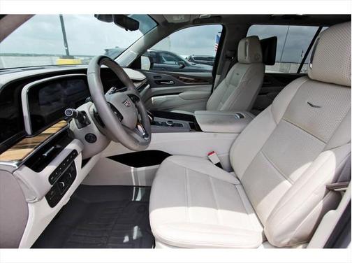2022 Cadillac Escalade ESV Premium Luxury Platinum