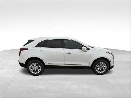 2025 Cadillac XT5 Luxury