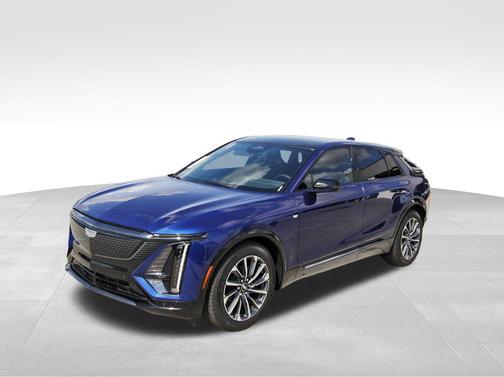 2025 Cadillac LYRIQ Sport